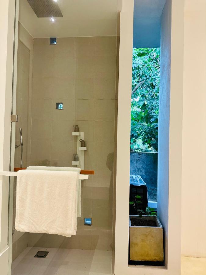 Saffron Robes Living Hotel Hikkaduwa Kültér fotó